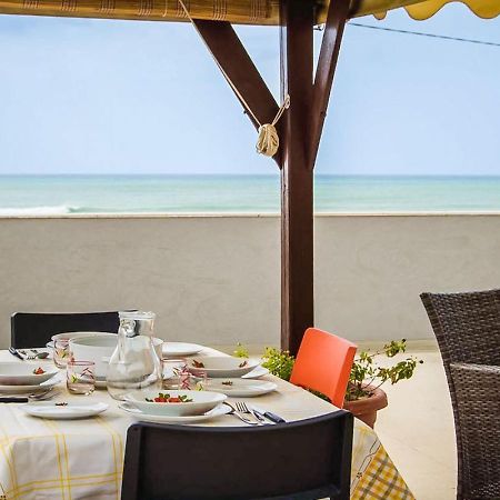 Arisa -Terrazza Privata 60 Mq Sulla Spiaggia Donnalucata (Sicily) Exterior foto